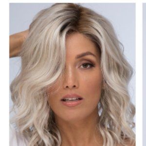 Avalon wig by Estetica